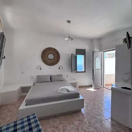 Aparthotel The Anafians 3*