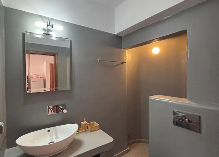 Aparthotel The Anafians 4*