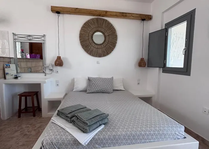 Aparthotel The Anafians 4*