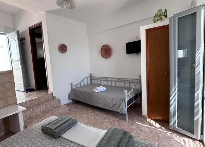 Aparthotel The Anafians 4*